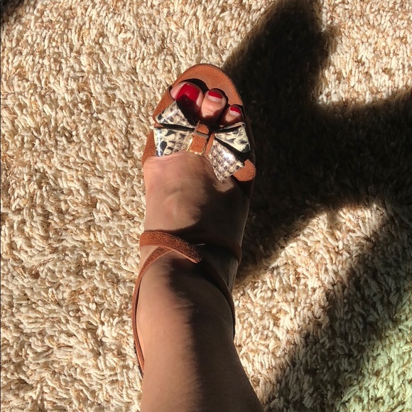 Bakers Shoes - Snakeskin Sexy sky high Bakers stilletos.